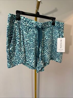 Athleta buttery Teal and White Printed Sleep Shorts NWT XL